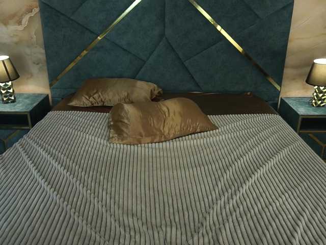 DariaCalm live cam on BongaCams