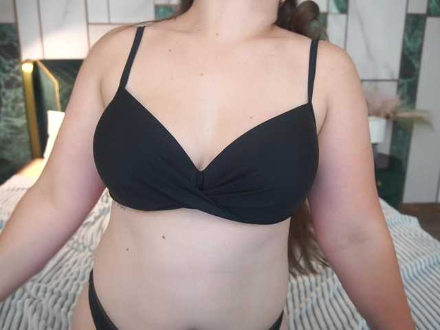 DariaCalm live cam on BongaCams