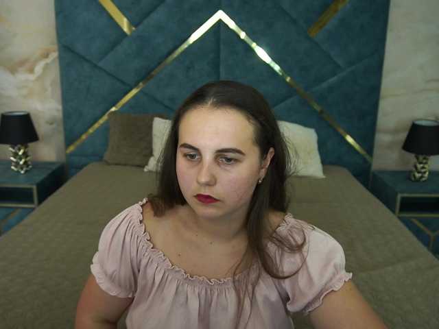 DariaCalm live webcam show