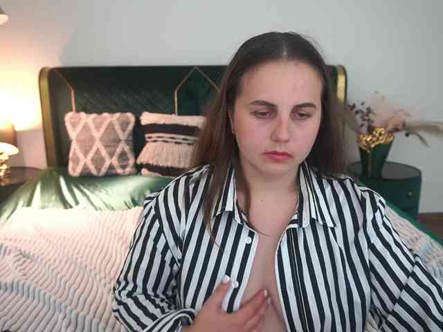 DariaCalm webcam
