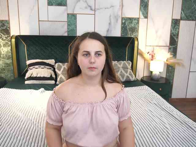 DariaCalm webcam