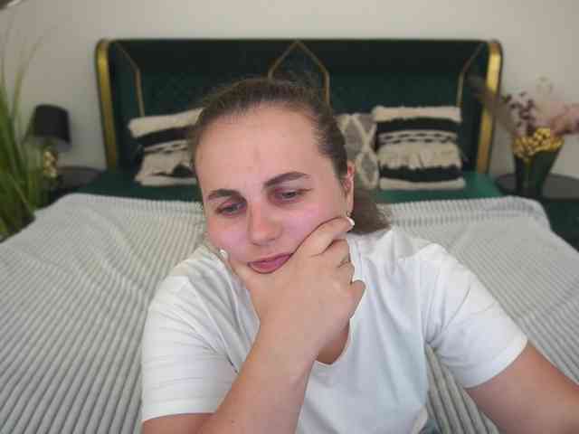 DariaCalm webcam