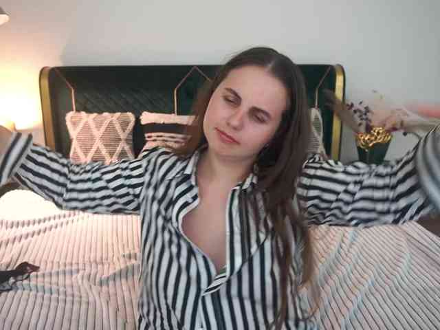 DariaCalm Live Webcam on BongaCams