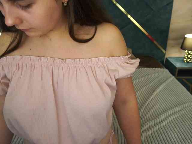 DariaCalm webcam