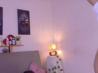 liia-valmont Porn Show