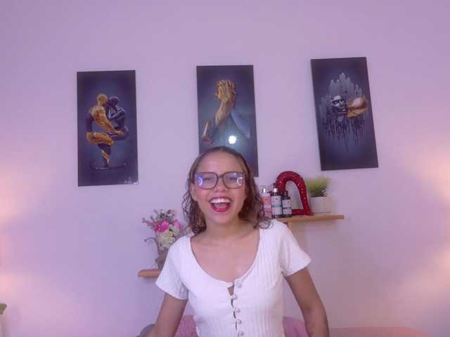 liia-valmont live cam on BongaCams