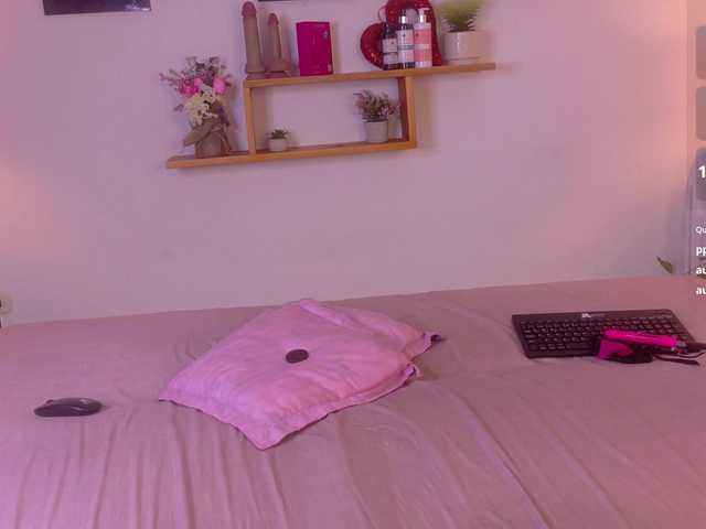 liia-valmont live cam on BongaCams
