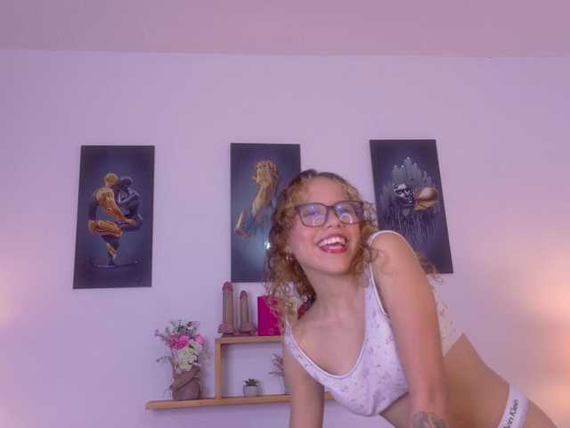 liia-valmont live cam on BongaCams