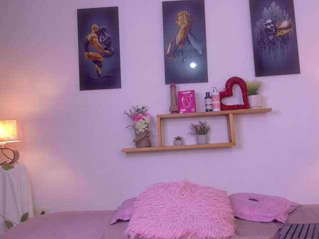 liia-valmont live cam on BongaCams