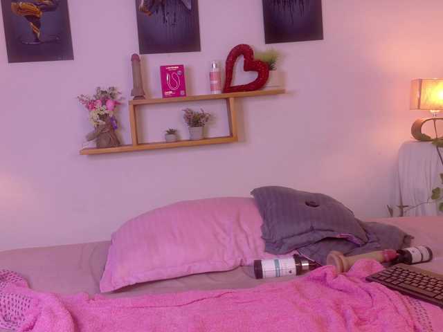 liia-valmont live cam on BongaCams