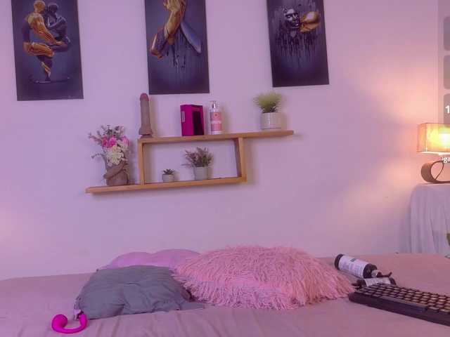 liia-valmont live cam on BongaCams