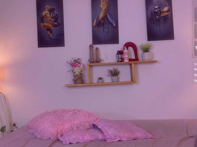 liia-valmont live sex show