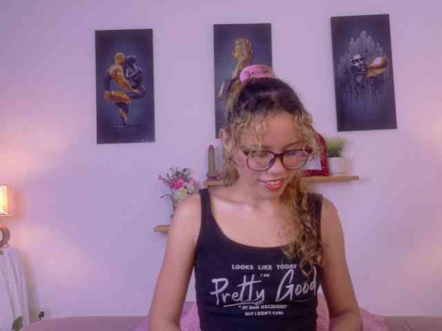 liia-valmont webcam