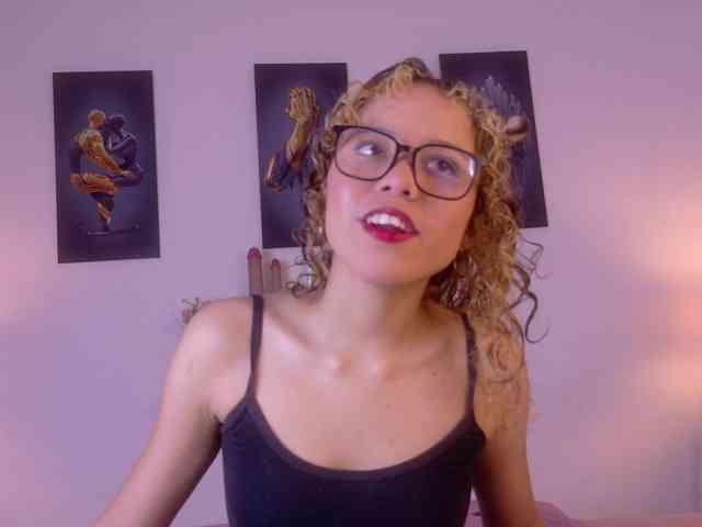 liia-valmont webcam