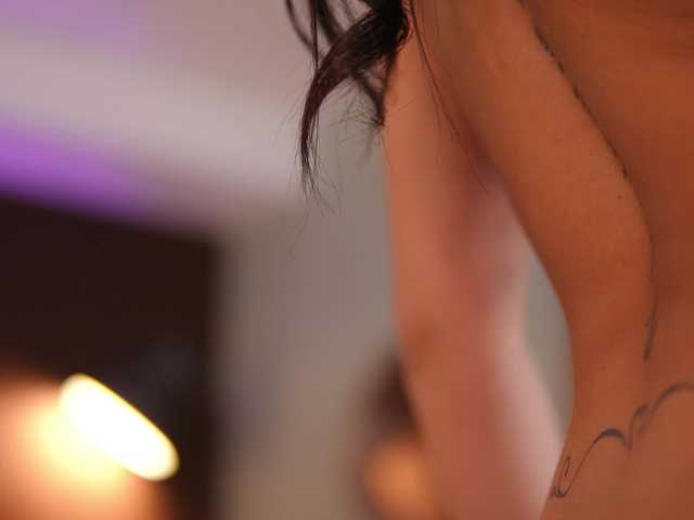 DariaVeil live cam on BongaCams