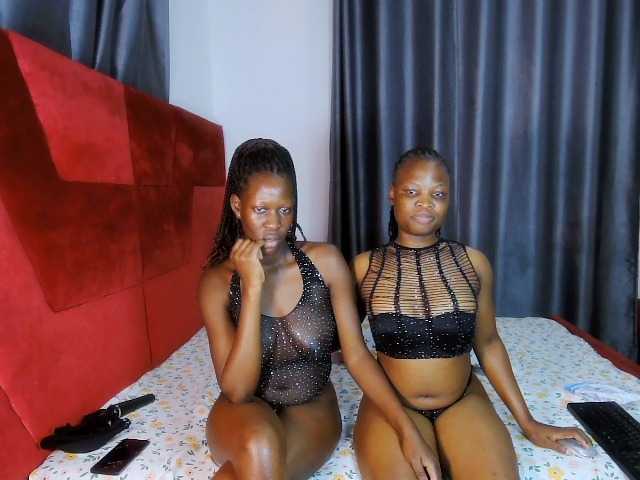 queenbees live show