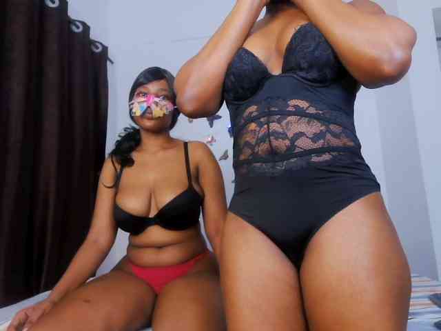 Queenbees Queenbees