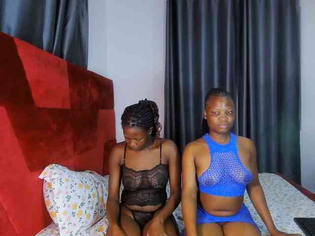 Queenbees Sex Cam Show