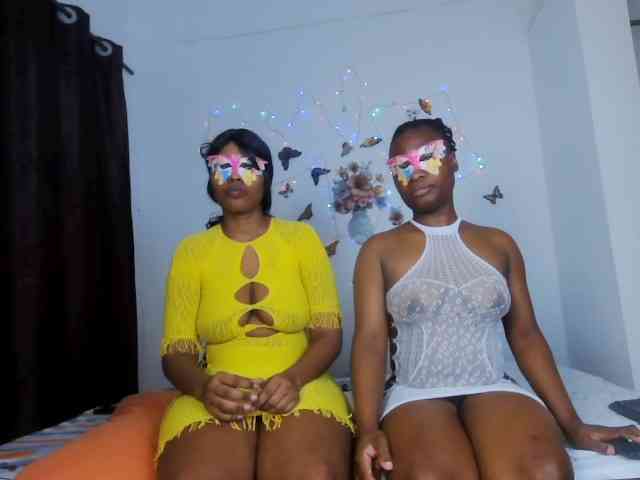 Queenbees Queenbees