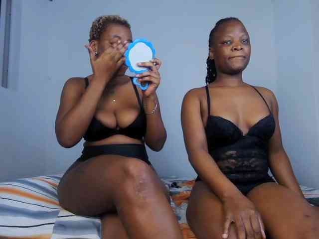 Queenbees Queenbees