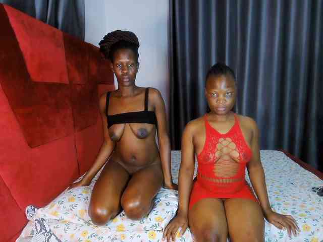 Queenbees Sex Cam Show