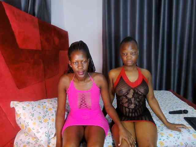 Queenbees Sex Cam Show