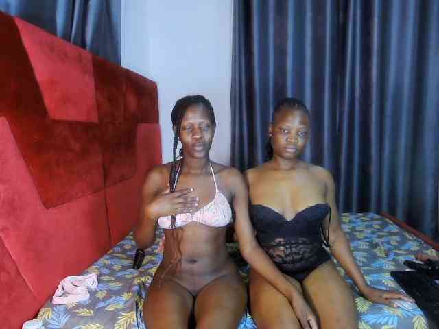 Queenbees Sex Cam Show