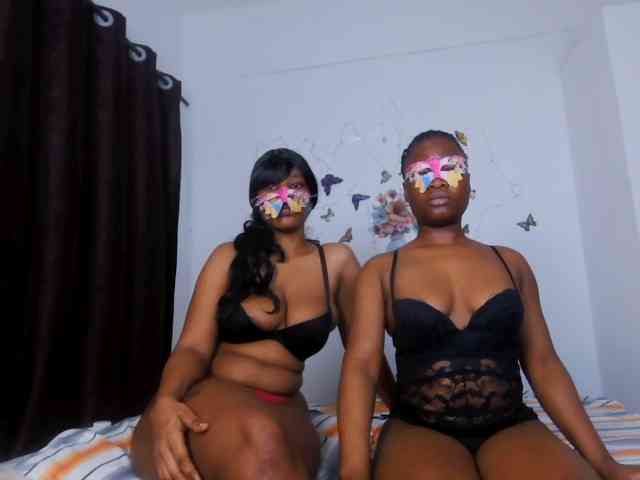 Model: Queenbees