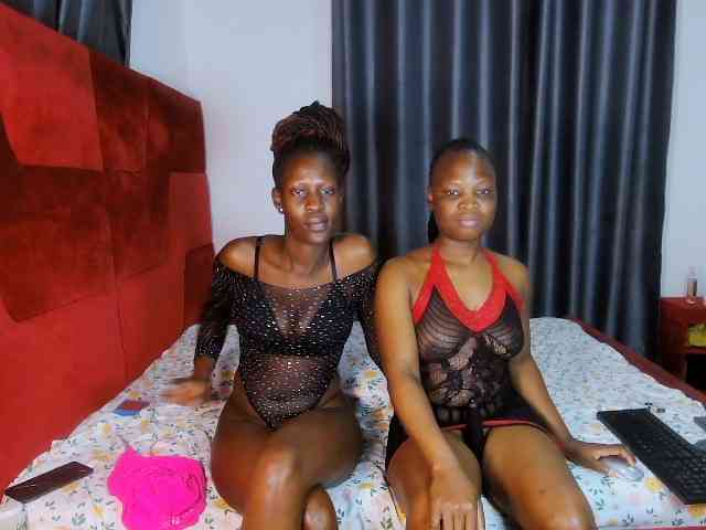 Queenbees Sex Cam Show
