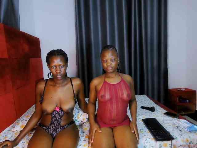 Queenbees Sex Cam Show