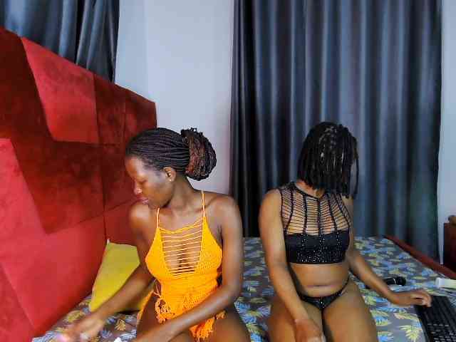 Queenbees Queenbees