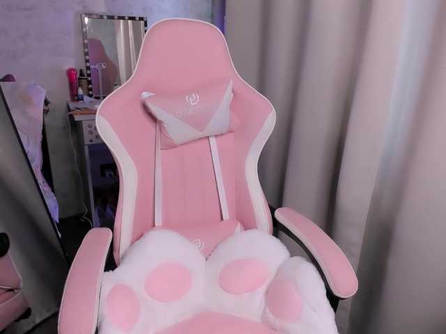 Ariel-Pika live cam on BongaCams
