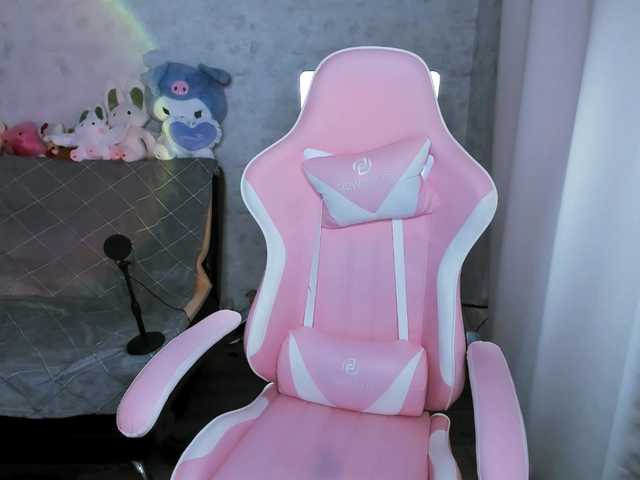 Ariel-Pika live cam on BongaCams