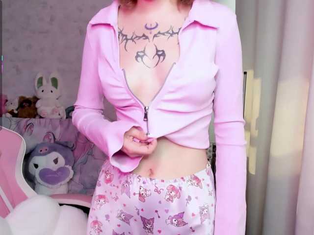 Ariel-Pika live cam on BongaCams
