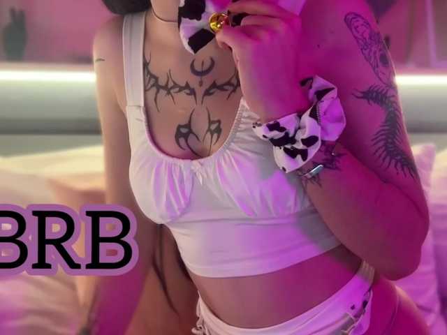 Ariel-Pika live cam on BongaCams
