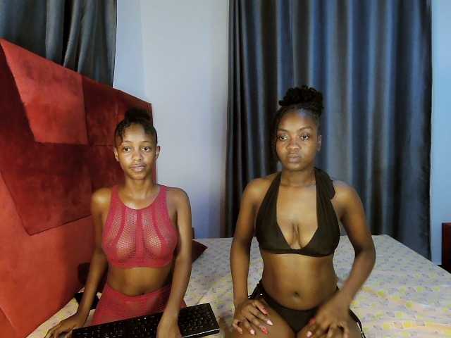 Baddiedoll live cam on BongaCams