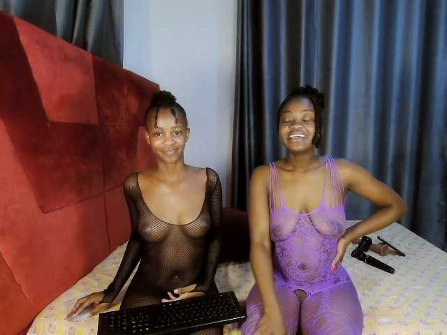 Baddiedoll live cam on BongaCams