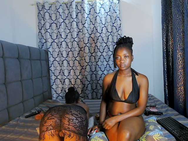 baddiedoll live sex show