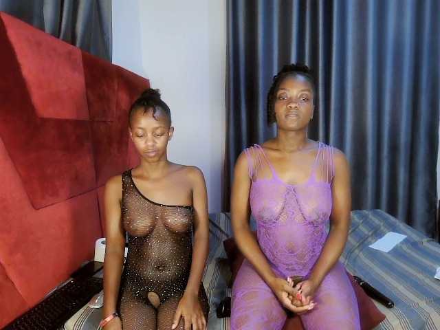 le modèle Baddiedoll est en webcam porno dans un show sur le site bongacams, il possède les tags suivants: Ebony,Brunette,Trimmed