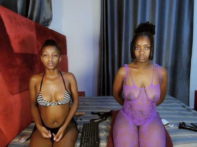 Baddiedoll live cam on BongaCams
