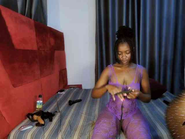 Baddiedoll Sex Cam Show
