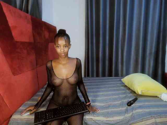 Baddiedoll webcam