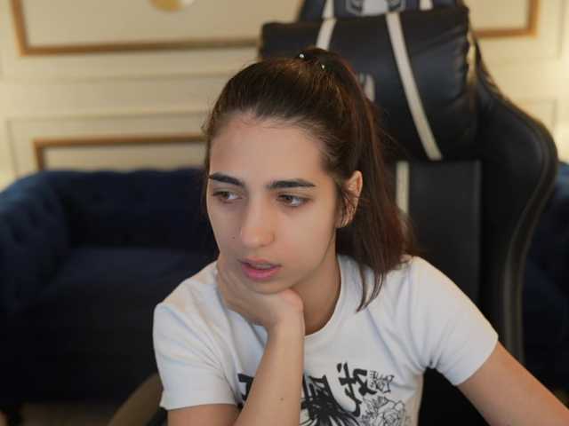 AnettaKiss live webcam show