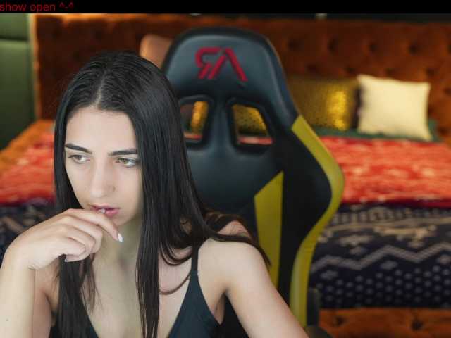 AnettaKiss live cam on BongaCams