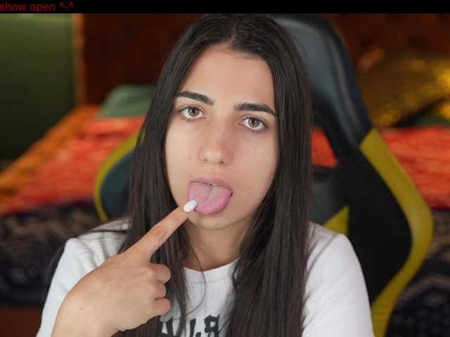 AnettaKiss live cam on BongaCams