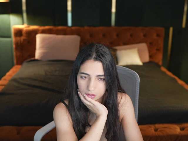 AnettaKiss live webcam show