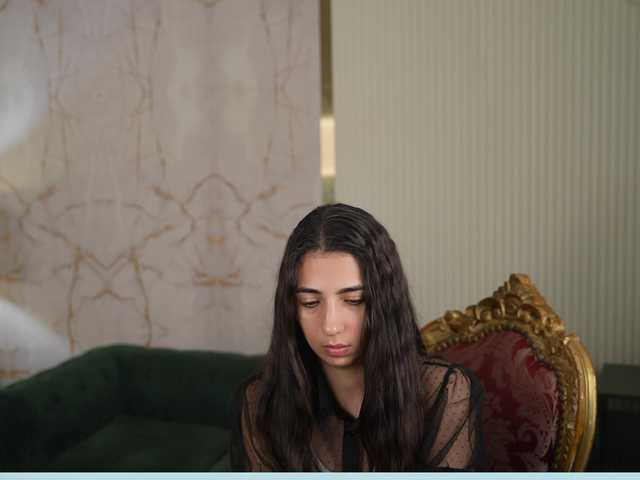 AnettaKiss live cam on BongaCams