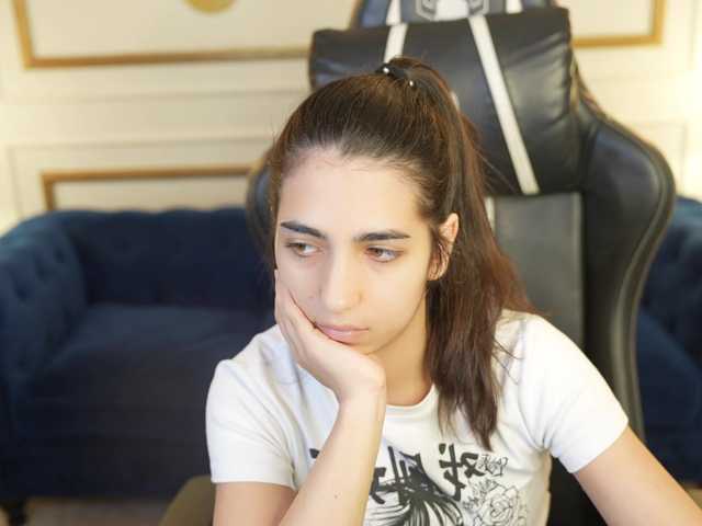 AnettaKiss live webcam show