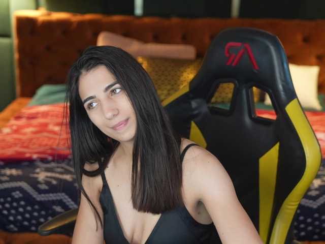 AnettaKiss live cam on BongaCams