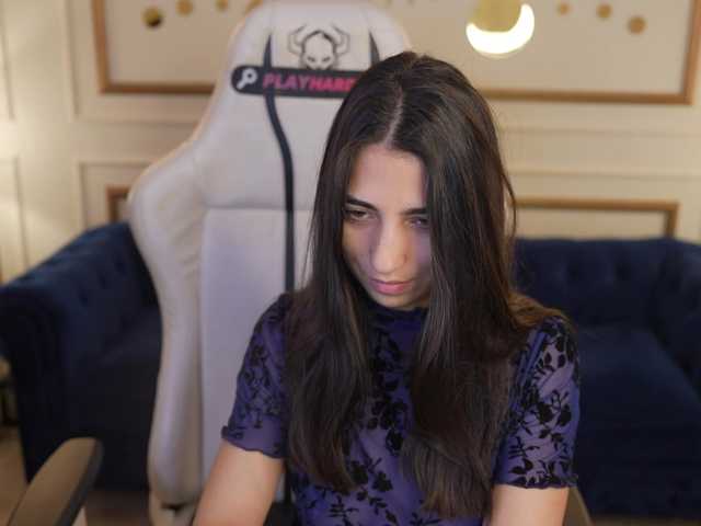 AnettaKiss live cam preview